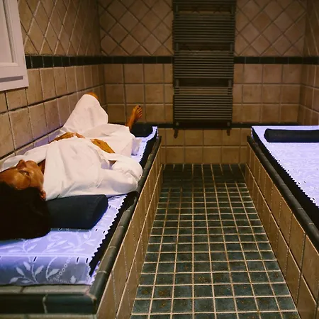 Camping Domaine Naturiste De Riva Bella *