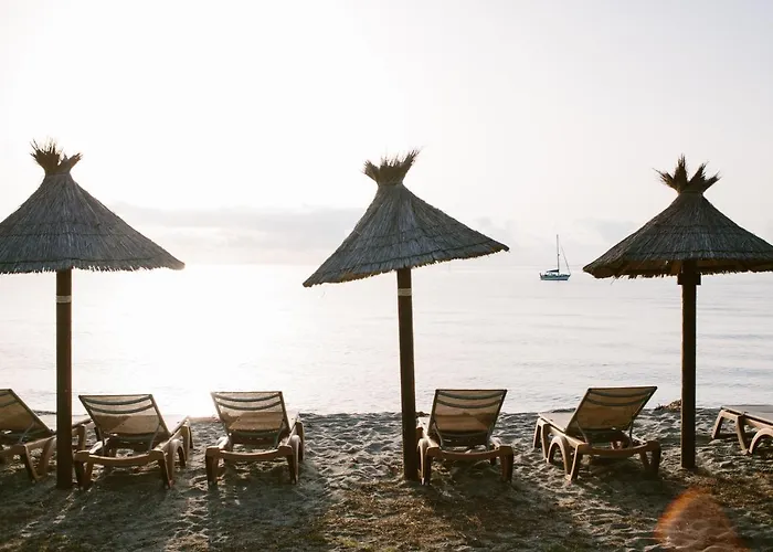 Domaine Naturiste De Riva Bella Kamp alanı Linguizzetta