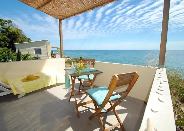 Domaine Naturiste De Riva Bella Kamp alanı *