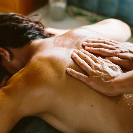 Domaine Naturiste De Riva Bella Kemping *