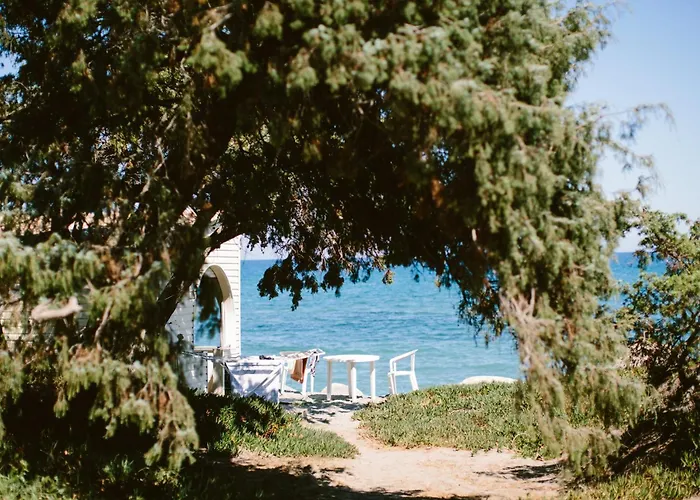 Domaine Naturiste De Riva Bella *